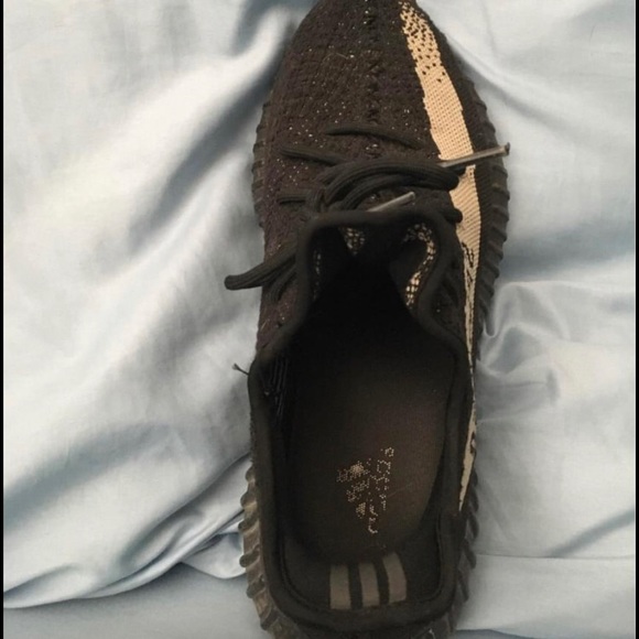Yeezy boost 350 v2 main image 8